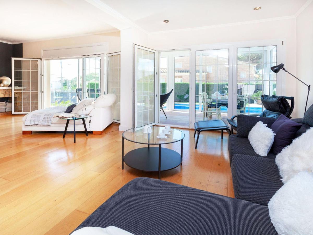 Holiday Home Amsterdam By Interhome Palamos Bagian luar foto